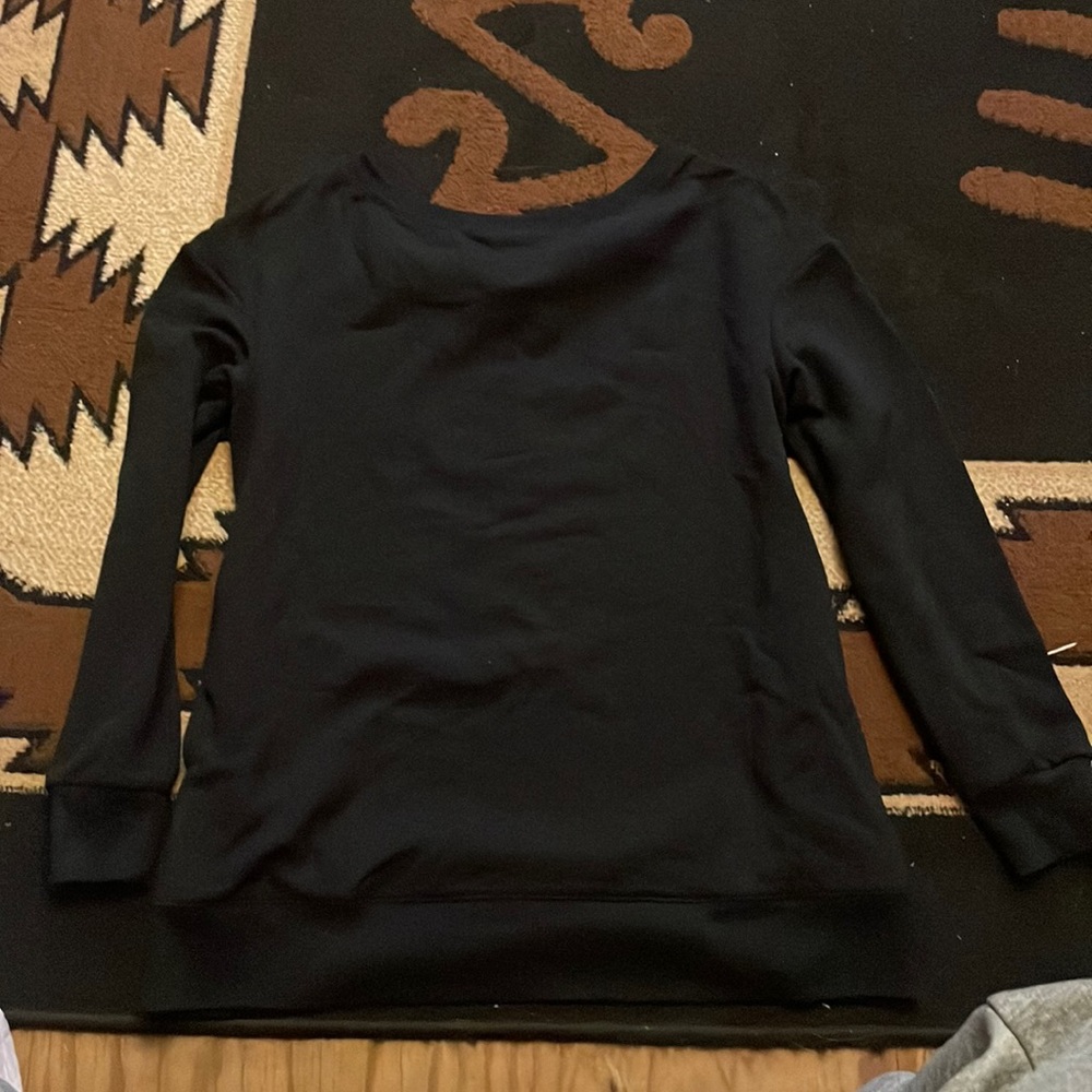 plain black comfy sweater/ oversized XS, could fit up to a medium